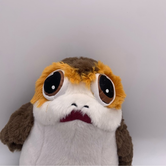 Disney world parks merchandise stuffed fluffy port Star Wars plushie - Picture 8 of 9